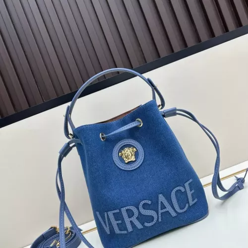 Versace AAA Quality Handbags For Women #1372222 $92.00 USD, Wholesale Replica Versace AAA Quality Handbags