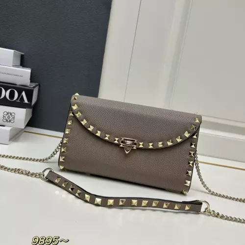 Valentino AAA Quality Messenger Bags For Women #1372405 $88.00 USD, Wholesale Replica Valentino AAA Quality Messenger Bags