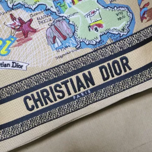 Replica Christian Dior AAA Quality Handbags For Women #1372548 $102.00 USD for Wholesale