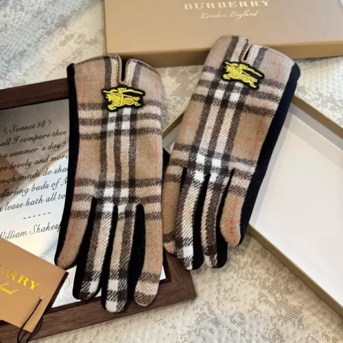 Replica Burberry Gloves #1372597 $34.00 USD for Wholesale