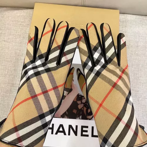 Replica Burberry Gloves #1372607 $48.00 USD for Wholesale