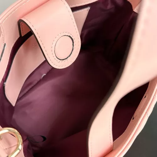 Replica Gucci AAA Quality Handbags For Women #1372614 $82.00 USD for Wholesale