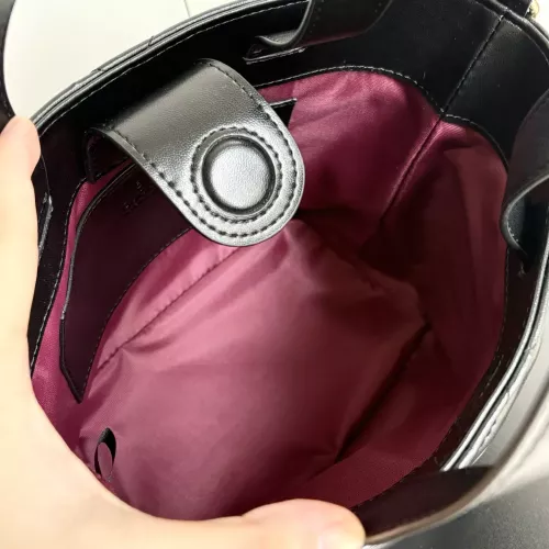 Replica Gucci AAA Quality Handbags For Women #1372616 $82.00 USD for Wholesale