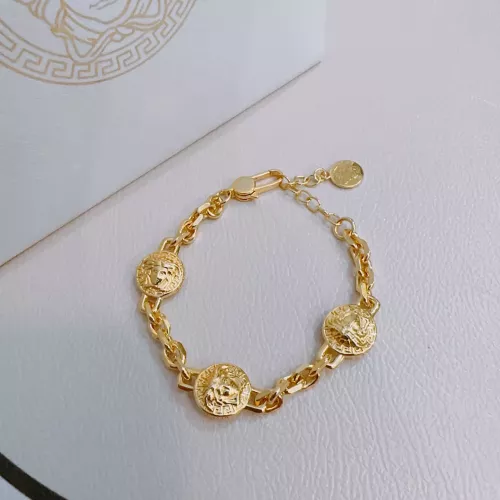 Versace Bracelets #1372888 $42.00 USD, Wholesale Replica Versace Bracelets