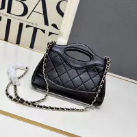 $76.00 USD Chanel AAA Quality Messenger Bags For Women #1363809