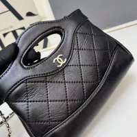 $76.00 USD Chanel AAA Quality Messenger Bags For Women #1363809