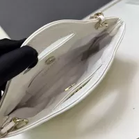 $76.00 USD Chanel AAA Quality Messenger Bags For Women #1363810