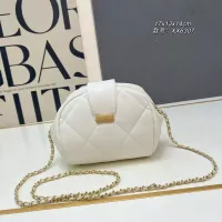 $76.00 USD Chanel AAA Quality Messenger Bags For Women #1363813