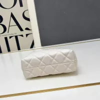 $82.00 USD Chanel AAA Quality Messenger Bags For Women #1363816