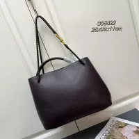 $102.00 USD Bottega Veneta BV AAA Quality Handbags For Women #1363925