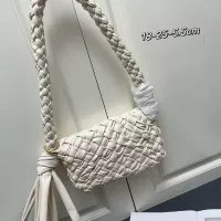 $122.00 USD Bottega Veneta BV AAA Quality Shoulder Bags For Women #1363963