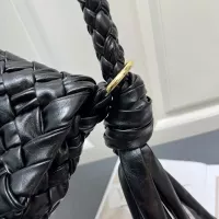 $122.00 USD Bottega Veneta BV AAA Quality Shoulder Bags For Women #1363964