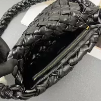 $122.00 USD Bottega Veneta BV AAA Quality Shoulder Bags For Women #1363964