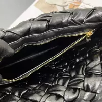 $122.00 USD Bottega Veneta BV AAA Quality Shoulder Bags For Women #1363964