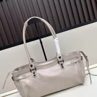 $118.00 USD Balenciaga AAA Quality Shoulder Bags For Women #1364025