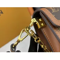 $92.00 USD Louis Vuitton AAA Quality Messenger Bags For Women #1364076