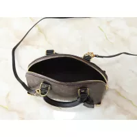 $68.00 USD Louis Vuitton AAA Quality Handbags #1364246