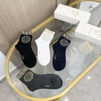 $25.00 USD Versace Socks For Men #1365593