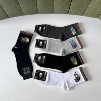 $27.00 USD Gucci Socks #1365611