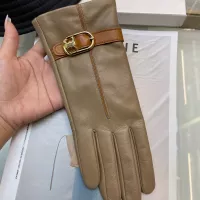 $52.00 USD Celine Gloves For Women #1365800