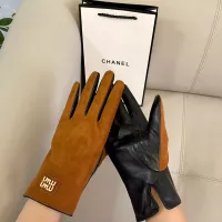 $48.00 USD MIU MIU Gloves For Women #1366434