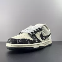 $92.00 USD Nike SB Dunk-Low For Men #1367946