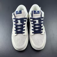 $92.00 USD Nike SB Dunk-Low For Women #1367953