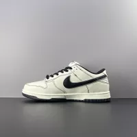 $92.00 USD Nike SB Dunk-Low For Women #1367970