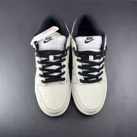 $92.00 USD Nike SB Dunk-Low For Women #1367970
