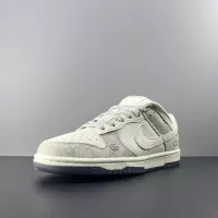 $92.00 USD Nike SB Dunk-Low For Men #1367978