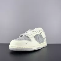 $92.00 USD Nike SB Dunk-Low For Men #1367984