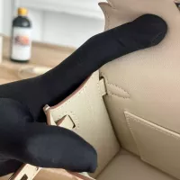 $82.00 USD Hermes AAA Quality Handbags #1368421