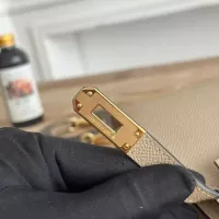 $82.00 USD Hermes AAA Quality Handbags #1368424