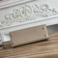 $98.00 USD Hermes AAA Quality Handbags #1368472