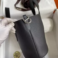 $92.00 USD Hermes AAA Quality Handbags For Women #1368600