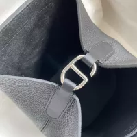 $92.00 USD Hermes AAA Quality Handbags For Women #1368600