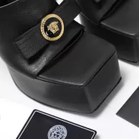 $118.00 USD Versace Slippers For Women #1368676