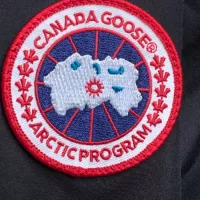 $118.00 USD Canada Goose New Jackets Long Sleeved For Men #1369883