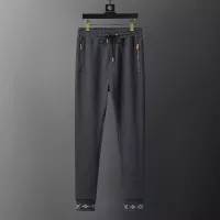 $72.00 USD Louis Vuitton LV Tracksuits Long Sleeved For Men #1370107