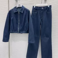 $102.00 USD LOEWE Tracksuits Long Sleeved For Women #1370496