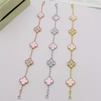 $29.00 USD Van Cleef & Arpels Bracelets For Women #1371303