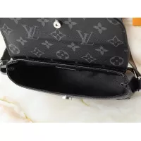 $52.00 USD Louis Vuitton Messenger Bags For Women #1371341
