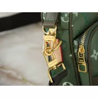 $60.00 USD Louis Vuitton Messenger Bags For Women #1371348