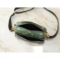 $60.00 USD Louis Vuitton Messenger Bags For Women #1371348