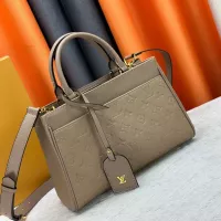 $68.00 USD Louis Vuitton AAA Quality Handbags For Women #1371358