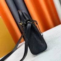 $68.00 USD Louis Vuitton AAA Quality Handbags For Women #1371359