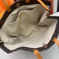 $72.00 USD Louis Vuitton AAA Quality Handbags For Women #1371367