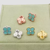 $25.00 USD Van Cleef & Arpels Earrings For Women #1371381