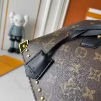 $72.00 USD Louis Vuitton AAA Quality Handbags For Women #1371412