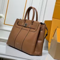 $82.00 USD Louis Vuitton AAA Quality Handbags For Women #1371450